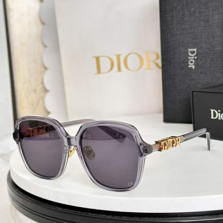 Picture of Dior Sunglasses _SKUfw76364531fw